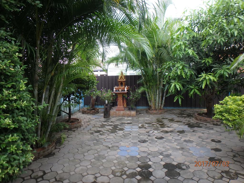 Apartamento The Blue14 House Chiang Mai Exterior foto